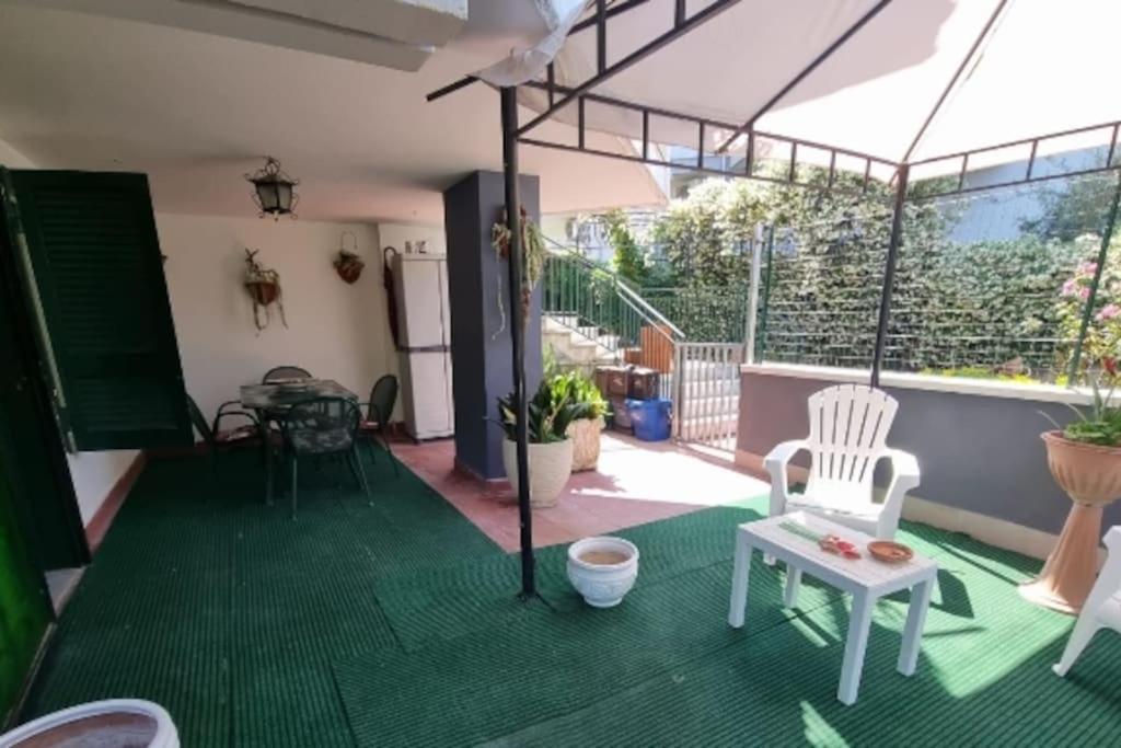 Villa Rita Giugliano In Campania Luaran gambar