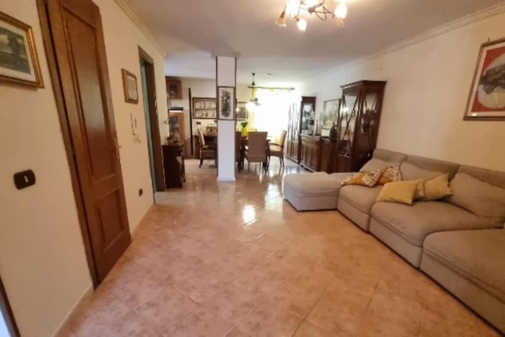 Villa Rita Giugliano In Campania Luaran gambar